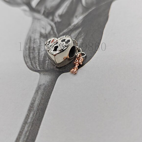 Pandora Mickey Mouse & Minnie Mouse Padlock Charm - Picture 3 of 8